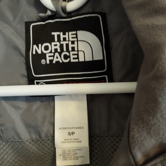 North Face Women's S jacket (blue and gray) - Picture 2 of 16